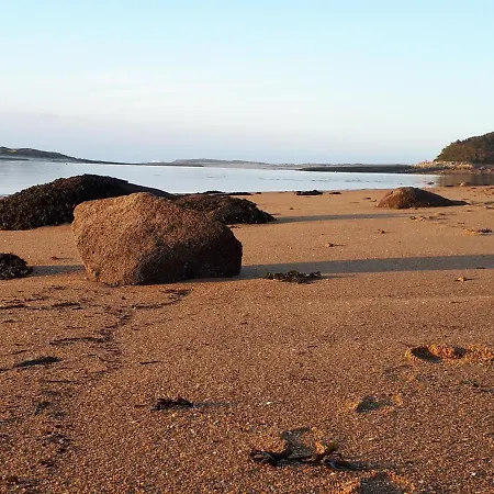 Granit Rose: Seaside Youth & Hostel Trebeurden